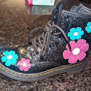 Dr Martens girls boots